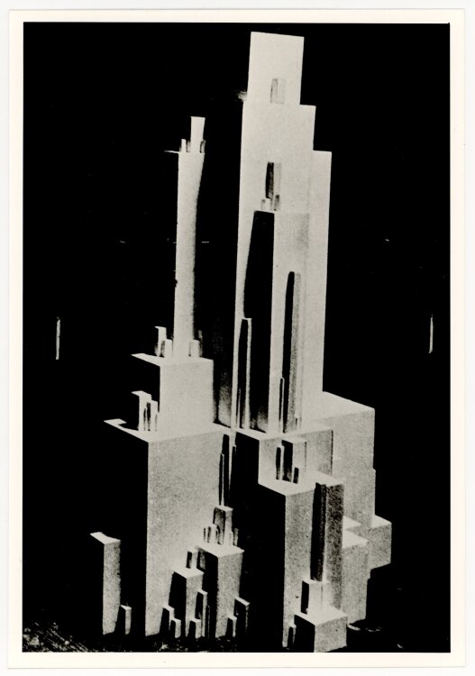 Unbekannt - Kazimir Malevich, Modell, Supramist Zeta - Fotografie, Reproduktion - o.J.