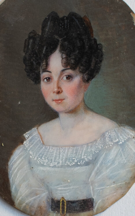 Unbekannt - Porträt einer jungen Dame mit Schleife im Haar - Gouache auf Bein - um 1830