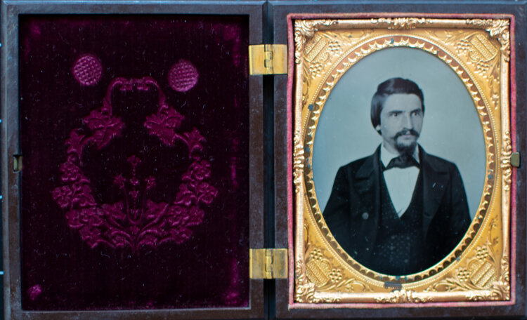 unbekannt - Männerporträt - um 1875 - Ambrotypie