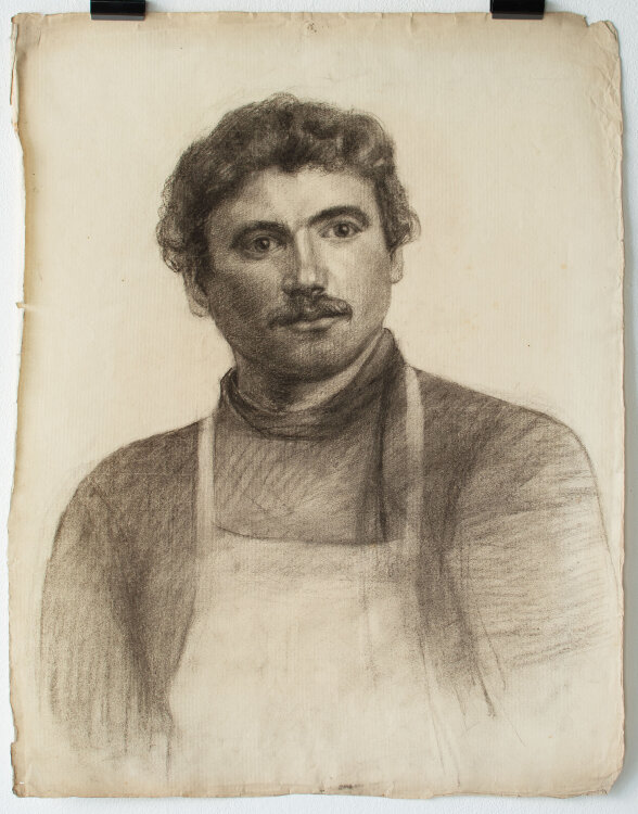 Zofia Mierzejewska - Studie eines jungen Mannes mit Schürze - o.J. - Kohlestift auf geripptem Ingres-Bütten mit Wasserzeichen Ingres 1862" und Wappen "CF" mit Hermesstab"