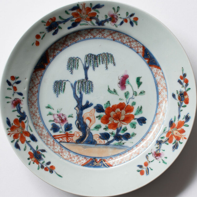 Imari Porzellan - Teller mit floralem Dekor - o.J. -...