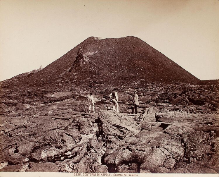 Unbekannter Künstler - Cratere del Vesuvio, Neapel - Fotografie - o. J.