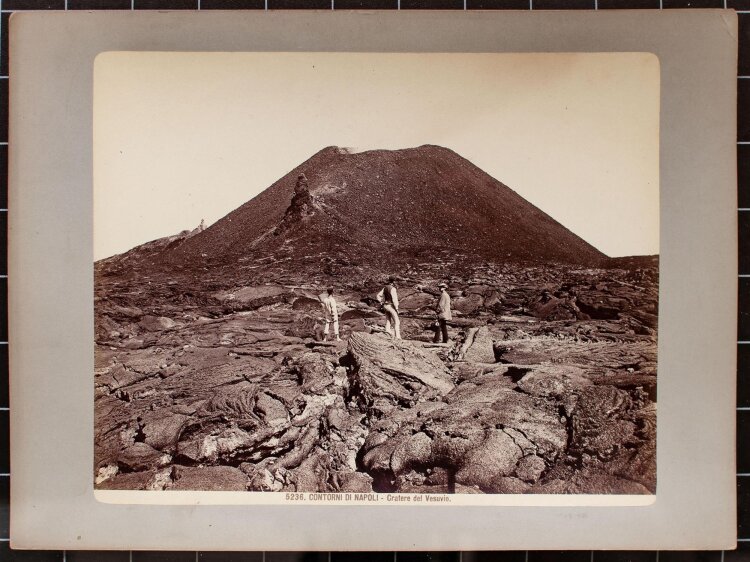 Unbekannter Künstler - Cratere del Vesuvio, Neapel - Fotografie - o. J.