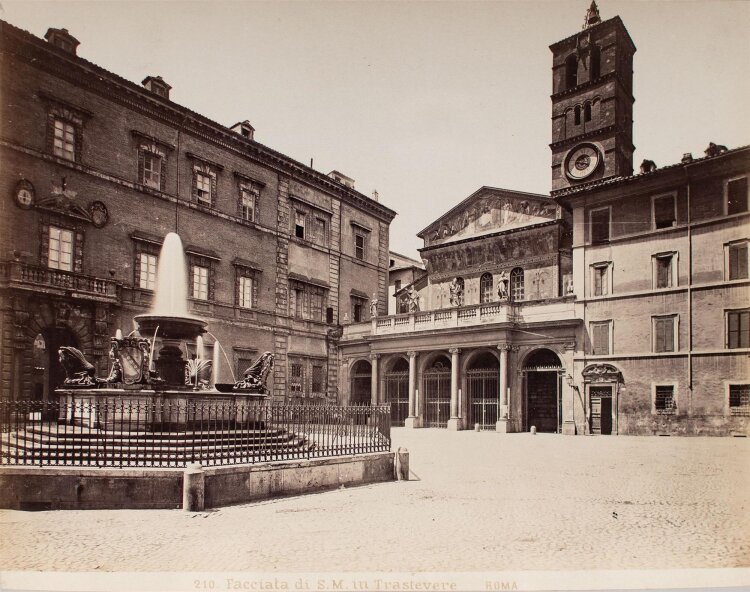 Unbekannter Künstler - Santa Maria in Trastevere, Rom - Fotografie - o. J.