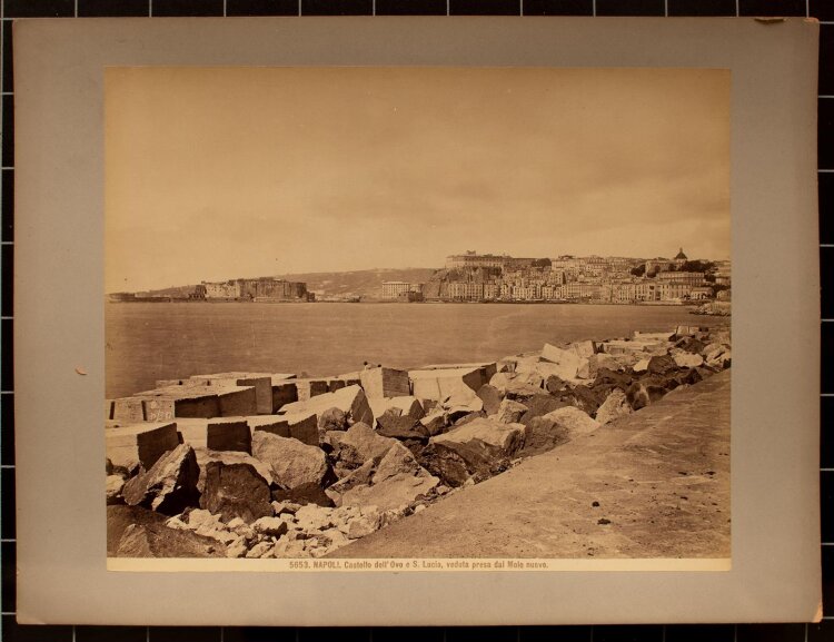 Giacomo Brogi - Castel dellOvo, Neapel - Fotografie - 19. Jh.