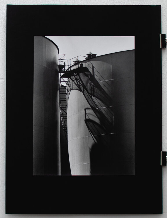 Gisela Franke - Tanklager am Tempelhofer Weg - 1986 - Schwarz-Weiß-Fotografie
