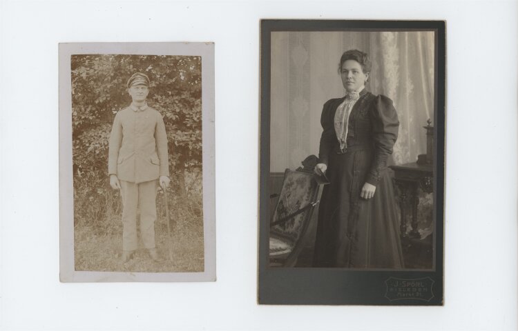Hung-Tao & Co - Historisches Fotoalbum mit Tsukomogami-Darstellung - um 1904 - Seide, Lack, Naturmaterialien, Aquarell