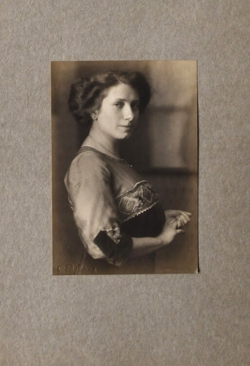 Camille Ruf - Porträt Emmay Krüger - um 1914 -...