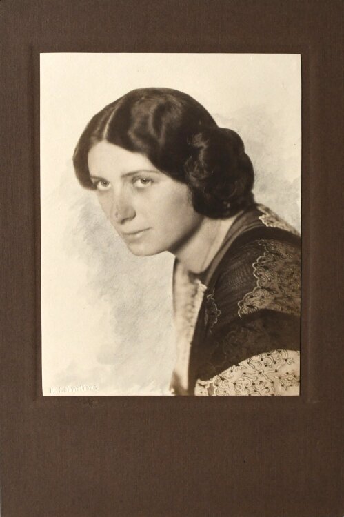 Franz Schmelhaus - Porträt Emmay Krüger - um 1910 - Fotografie