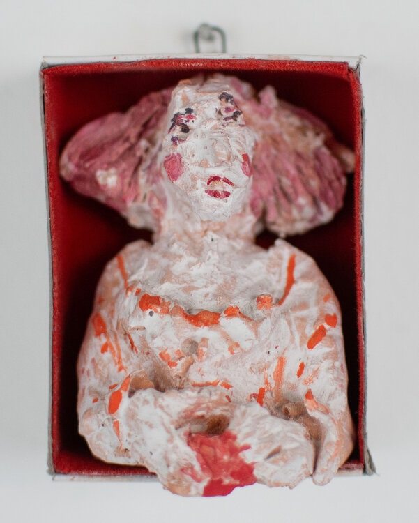 Andreas Wachter - Schöne Frau, schöne Tasch - 2026 - Terrakotta, handbemalt