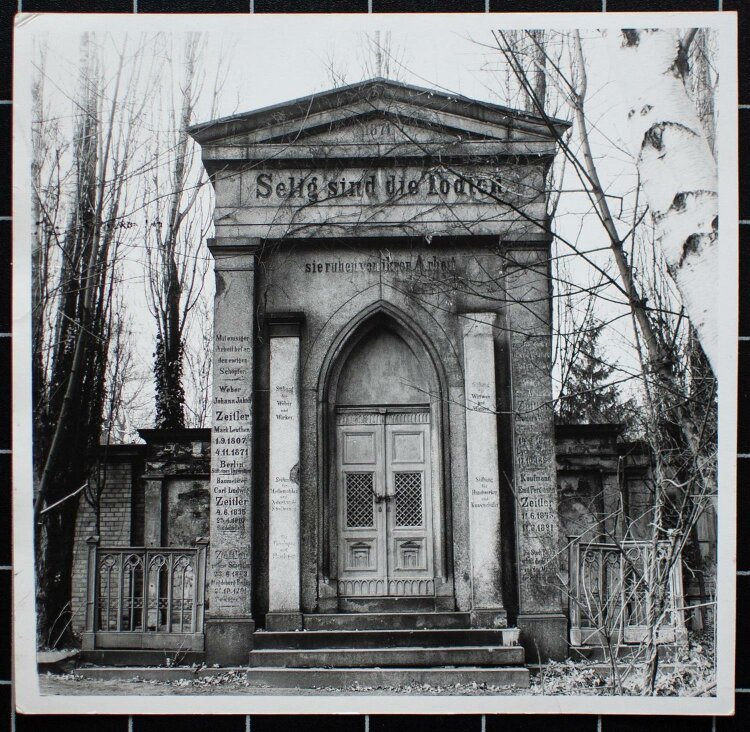 Robert Paris - Berliner Friedhof - Fotografie - o. J.